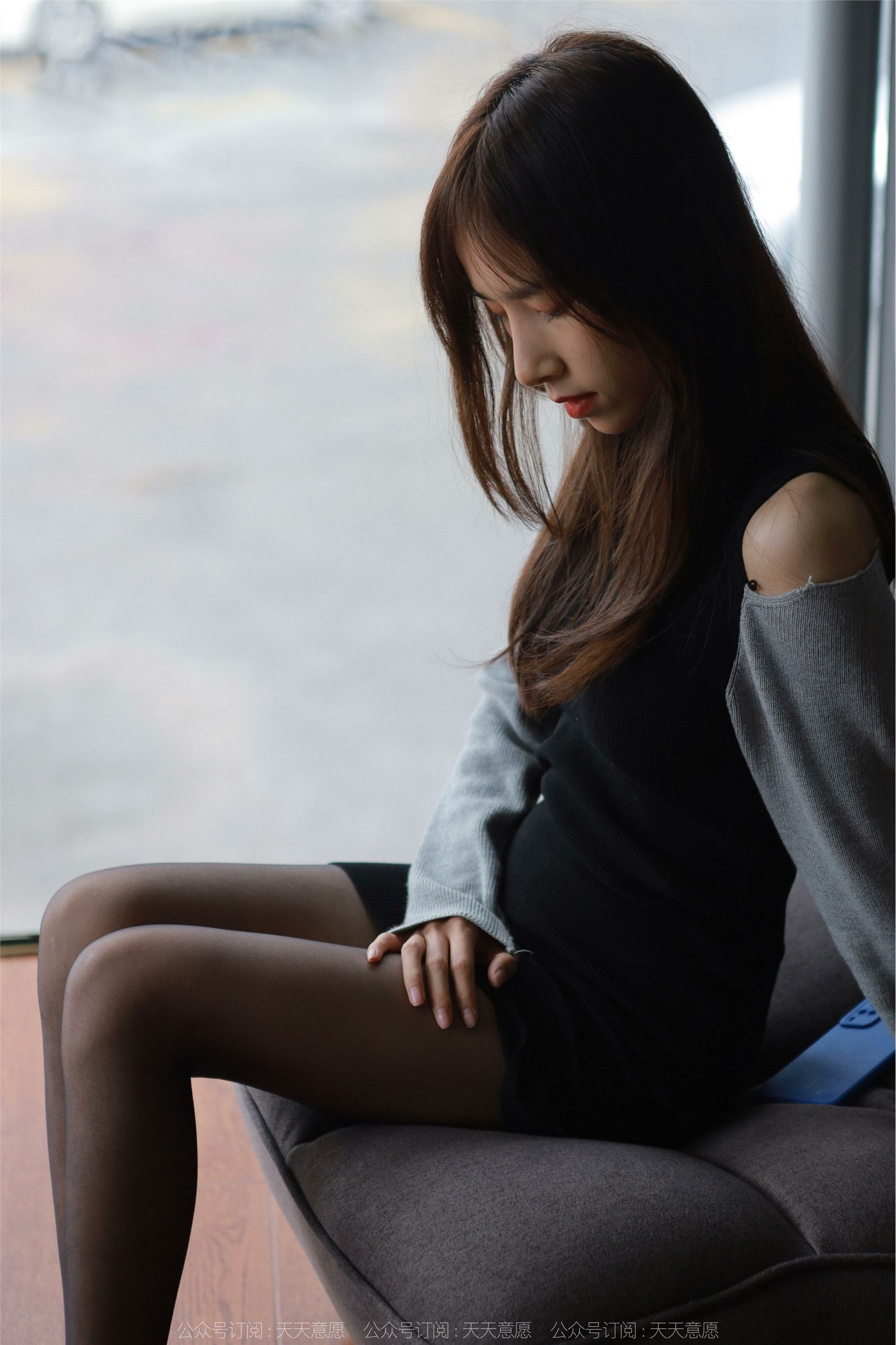 IESS异思趣向 2022.03.26 丝享家1040：美子《沙发上的黑丝》